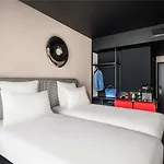 Tribe Stadium Hotel 4*