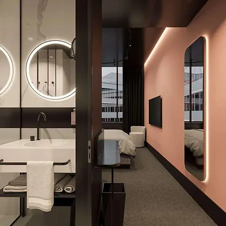 Tribe Stadium Hotel 4*