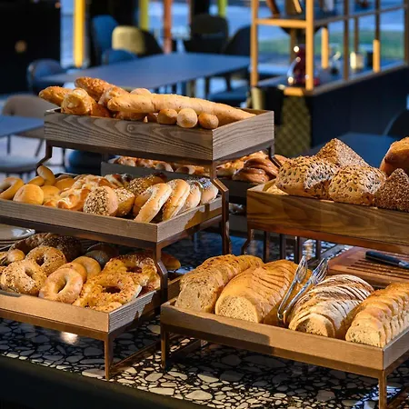 Hotel Tribe Stadium 4*