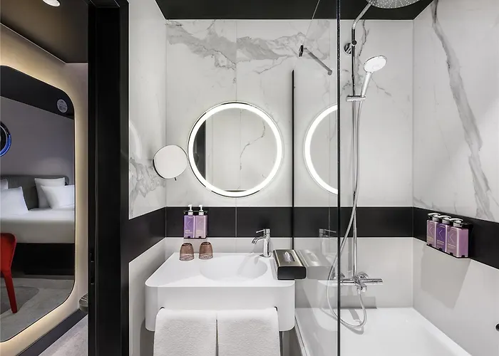 Tribe Stadium Hotel 4*