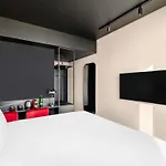 Tribe Stadium Otel