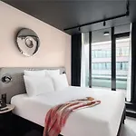 Tribe Stadium Otel