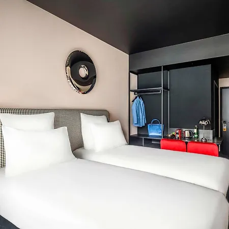 Tribe Stadium Hotel 4*