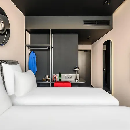 Hotel Tribe Stadium 4*