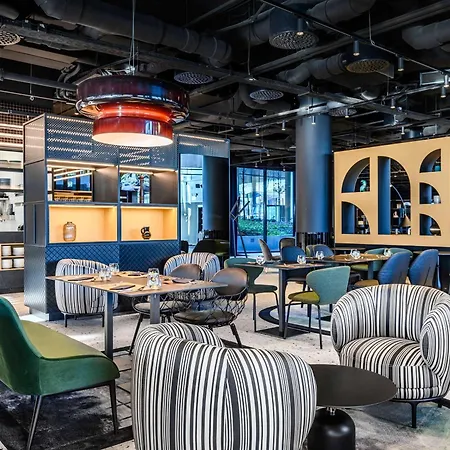 Tribe Stadium Hotel 4*