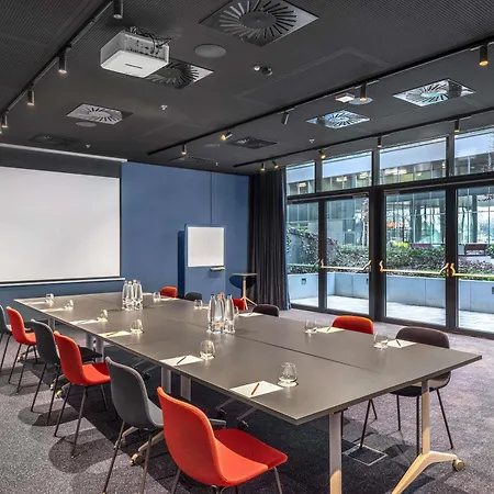 Tribe Stadium Hotel 4*